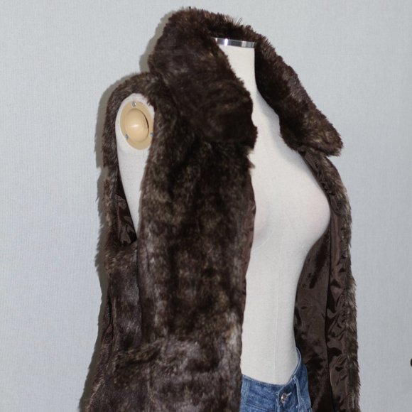 Jou Jou Brown Vest - Picture 5 of 15